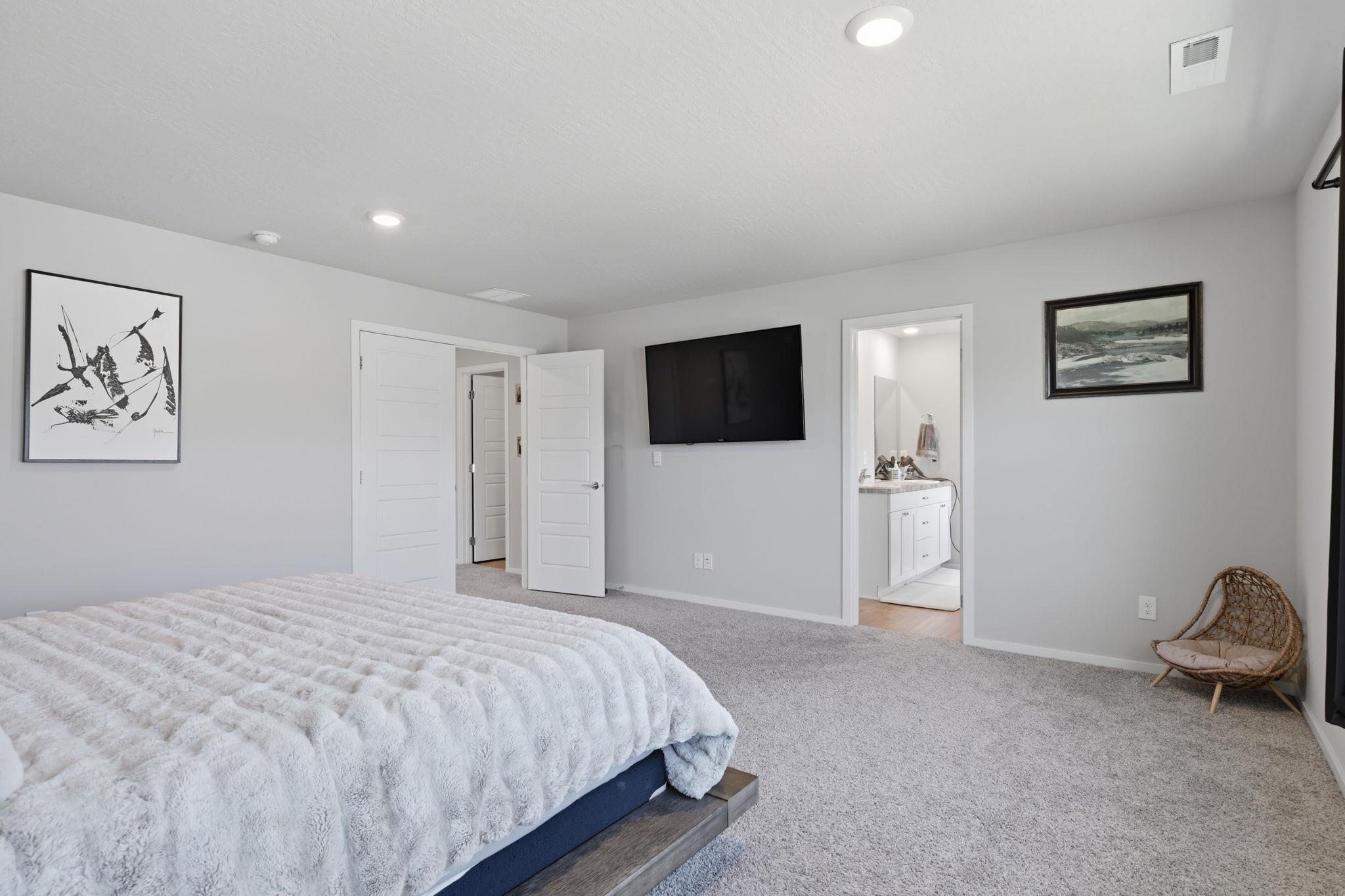 5816 West Georgetown Lane Spokane, WA 99208 - Photo 17 of 46