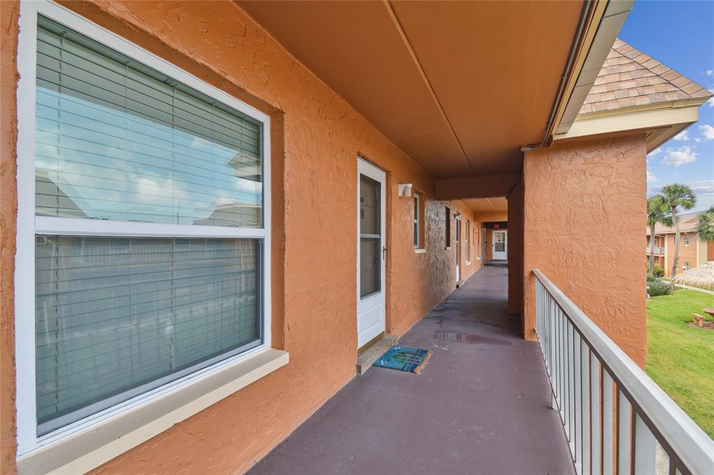 12760 Indian Rocks Road, Unit 910 Largo, FL 33774 - Photo 5 of 52 Gallery Image 5
