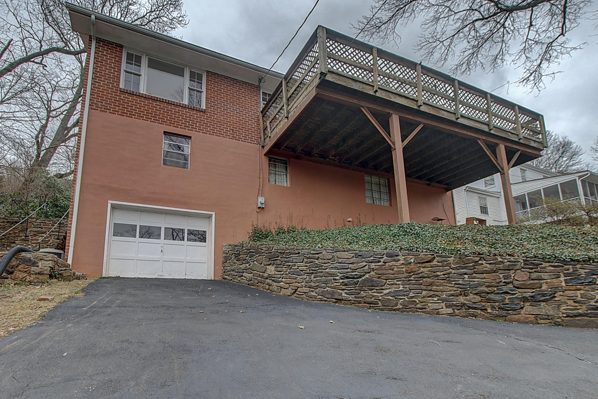 2641 Nottingham Road Southeast Roanoke, VA 24014 - Photo 14 of 14 IMG_2918_19_20_21_22