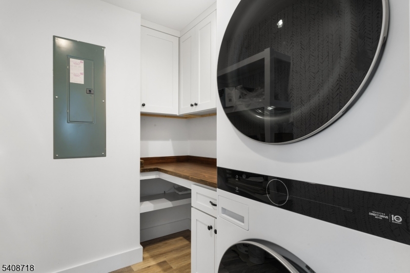 8 Worthington Road Newton, NJ 07860 - Photo 19 of 25 a view of washer and dryer