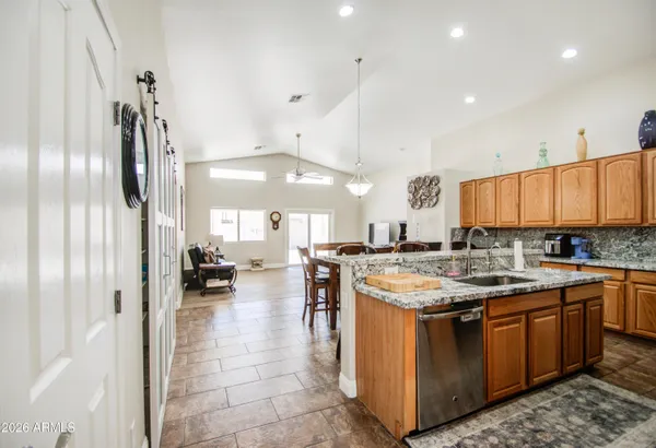$2,195 | 43205 Roth Road, Maricopa, AZ 85138
