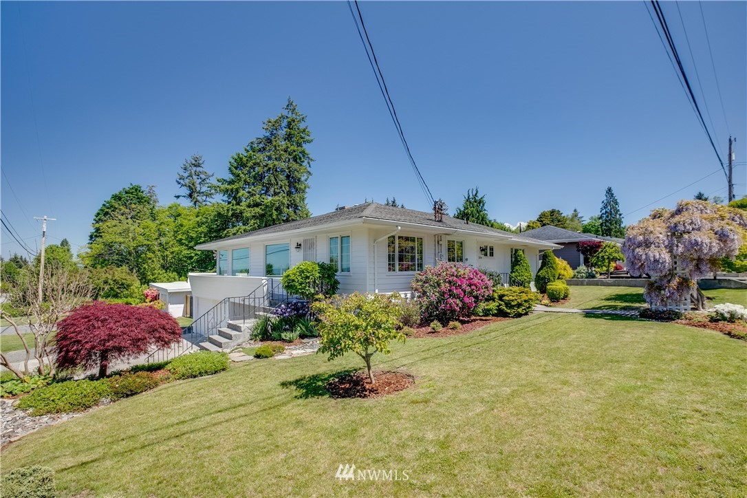 204 East View Ridge Drive Everett, WA 98203 - Photo 1 of 25