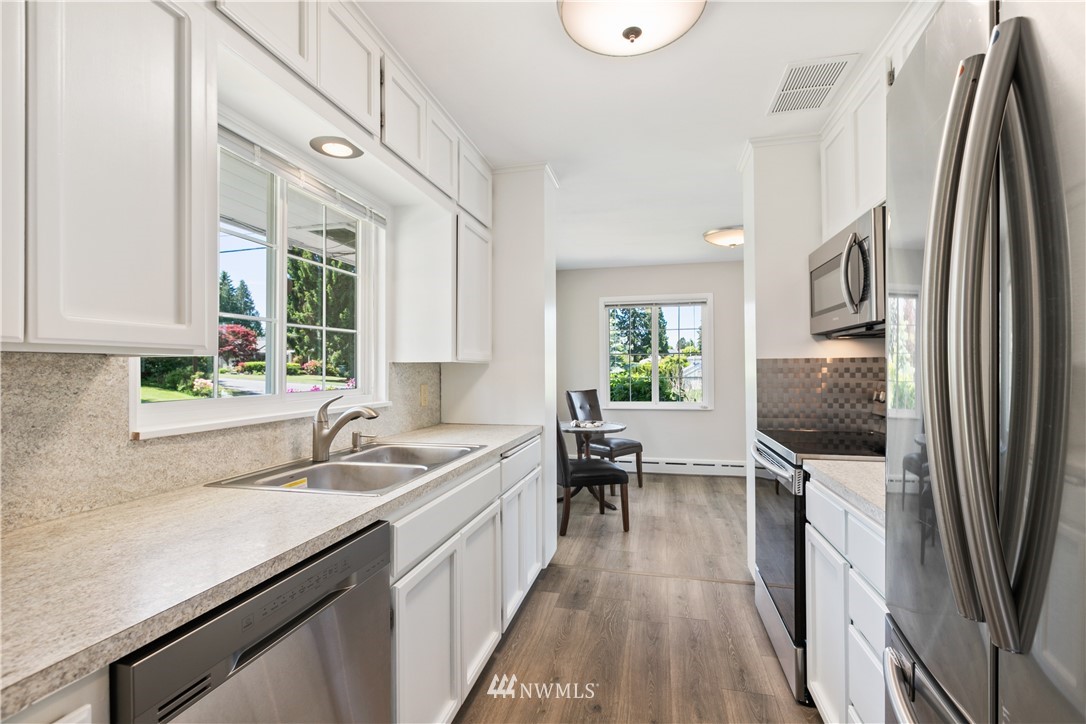 204 East View Ridge Drive Everett, WA 98203 - Photo 10 of 25