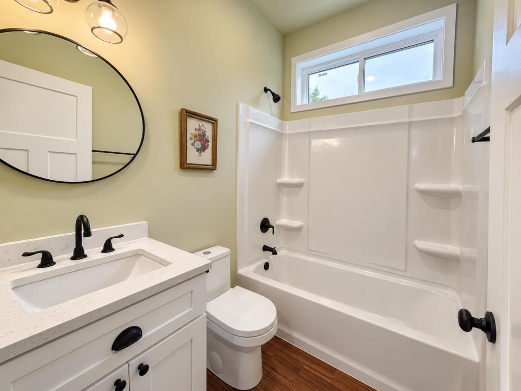 1402 E Road Edgerton, WI 53534 - Photo 18 of 29 Gallery Image 18
