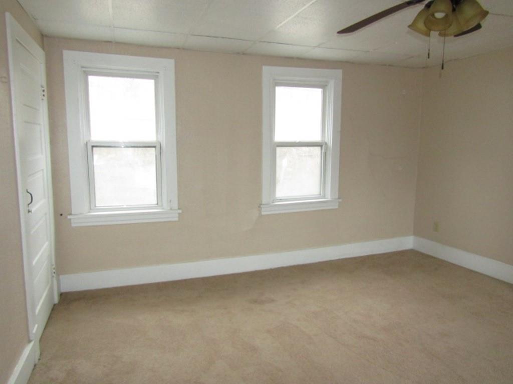 652 Bower Hill Road Bridgeville, PA 15017 - Photo 13 of 19