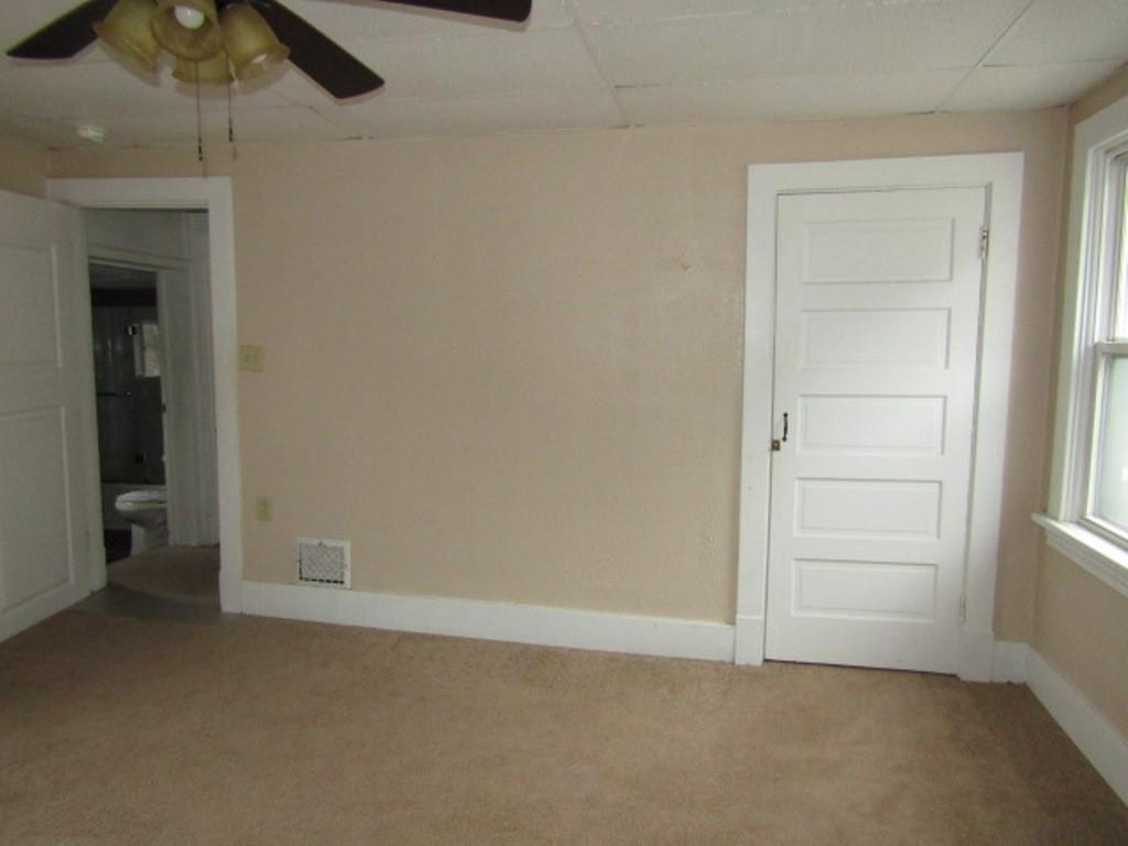 652 Bower Hill Road Bridgeville, PA 15017 - Photo 14 of 19