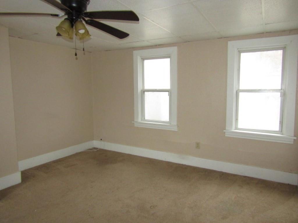 652 Bower Hill Road Bridgeville, PA 15017 - Photo 8 of 19