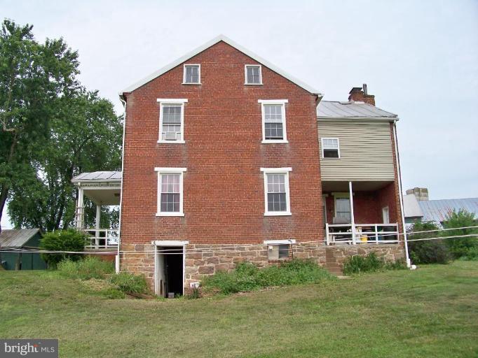 2245 Feeser Road North Taneytown, MD 21787 - Photo 2 of 24 Exterior (Rear)