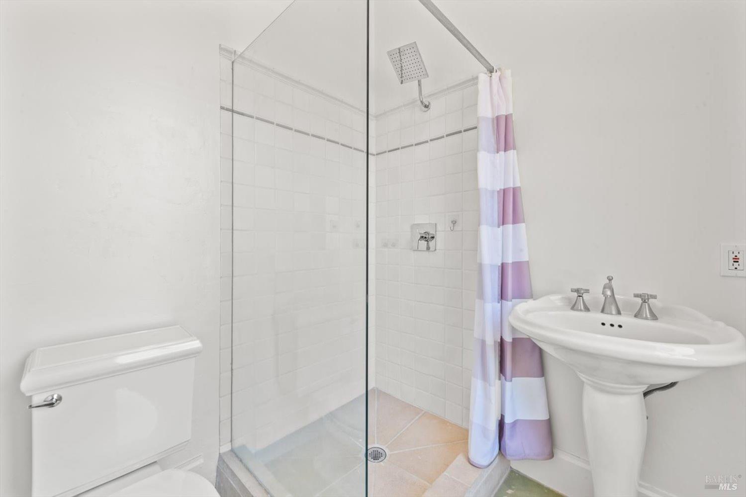 1533 Allyn Avenue St. Helena, CA 94574 - Photo 21 of 33 a bathroom with a sink and mirror