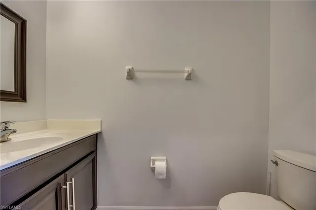 a view of entryway and hall