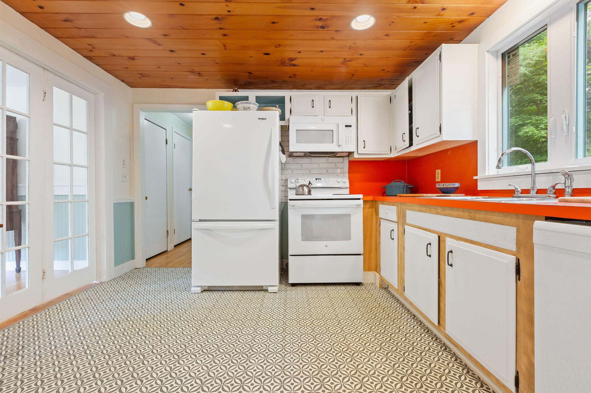 9 South Highland Road Truro, MA 02666 - Photo 10 of 32 a utility room with cabinets washer and dryer