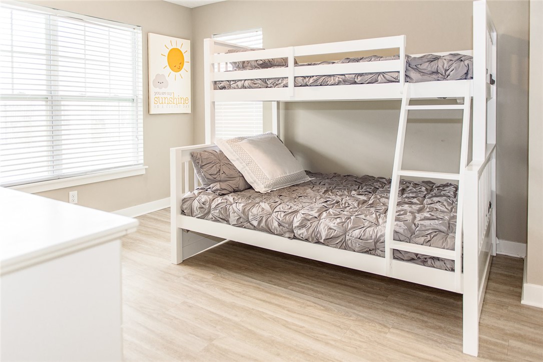 502 New Terrace Lane Ogden, NY 14624 - Photo 18 of 27 View of typical second bedroom