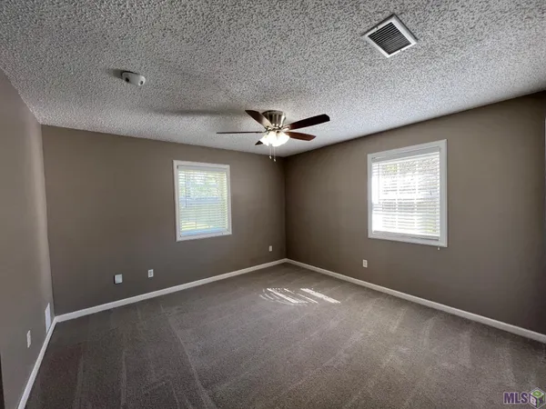 $1,695 | 8849 Timber Lane, Denham Springs, LA 70726