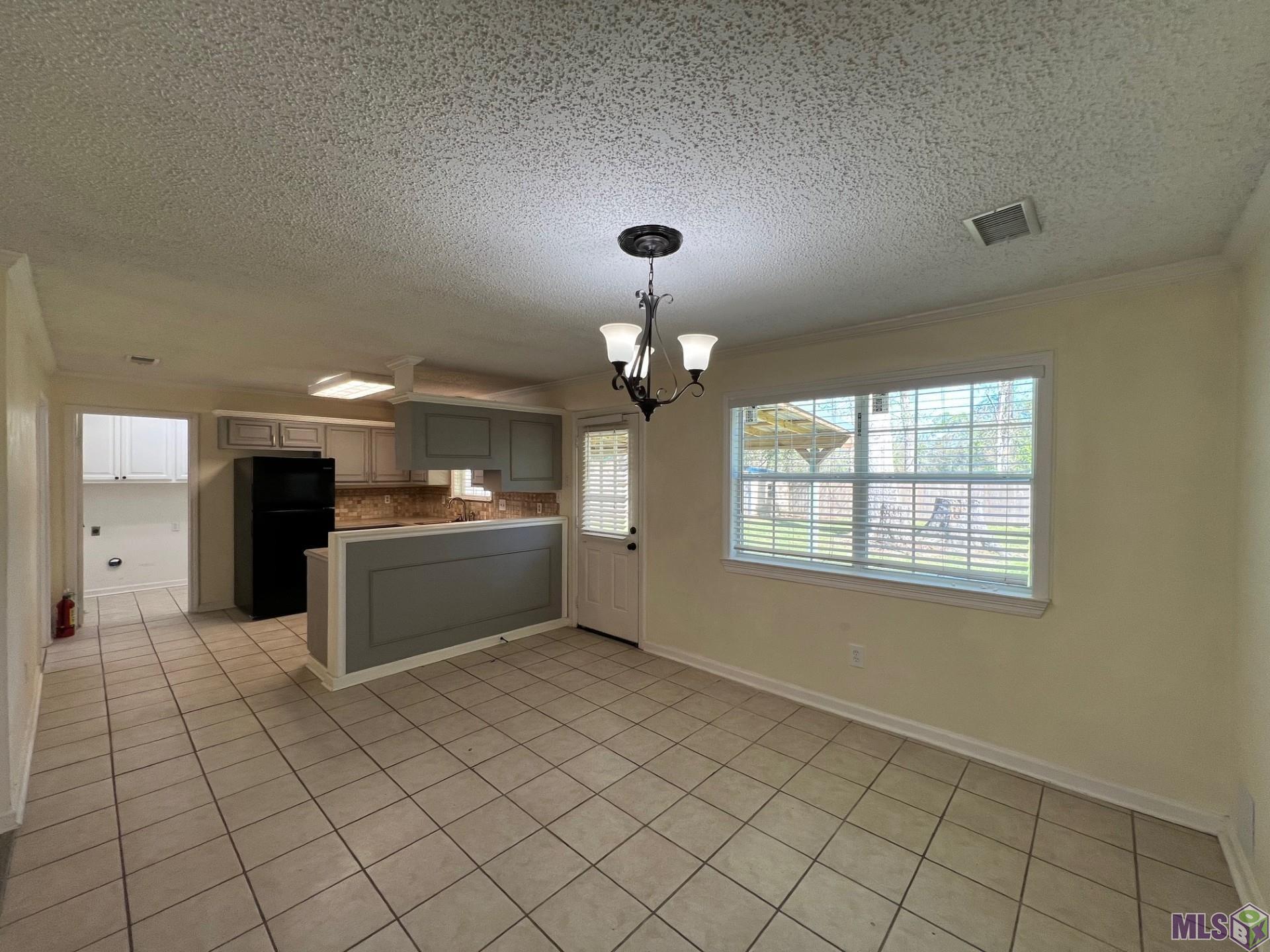 8849 Timber Lane Denham Springs, LA 70726 - Photo 3 of 15