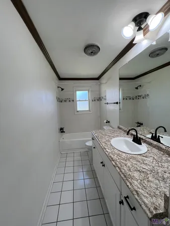 $1,695 | 8849 Timber Lane, Denham Springs, LA 70726