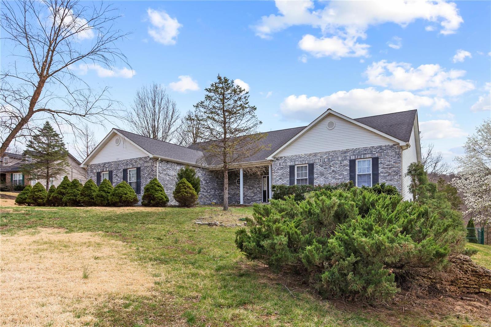 3885 Olde Mill Drive Byrnes Mill, MO 63051 - Photo 2 of 51