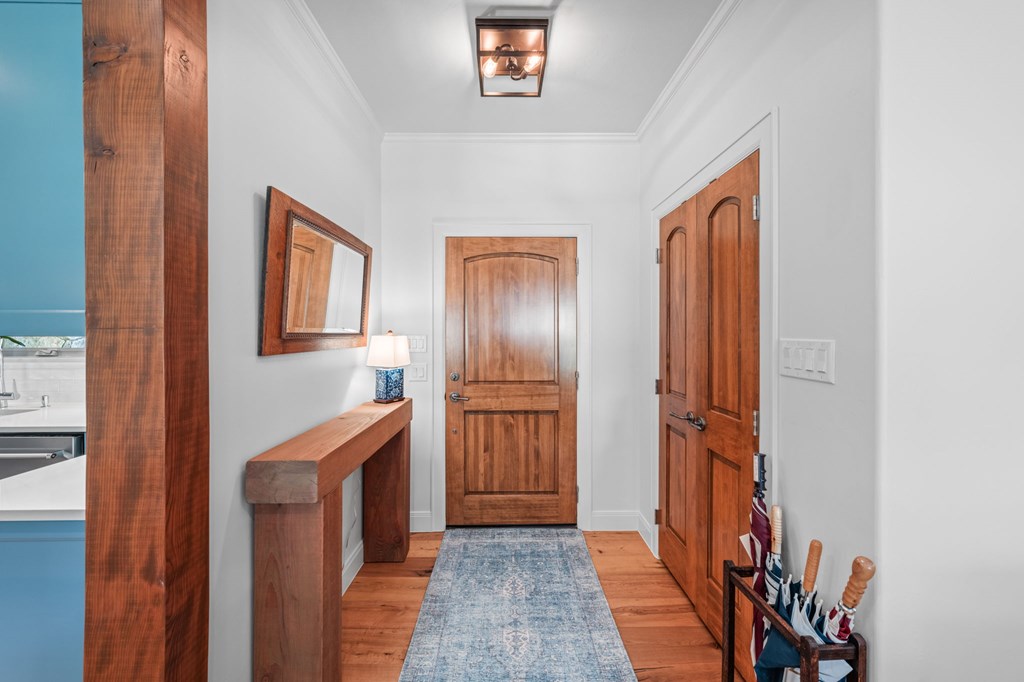 262 Rimrock Circle West Ingram, TX 78025 - Photo 6 of 34 Gallery Image 6