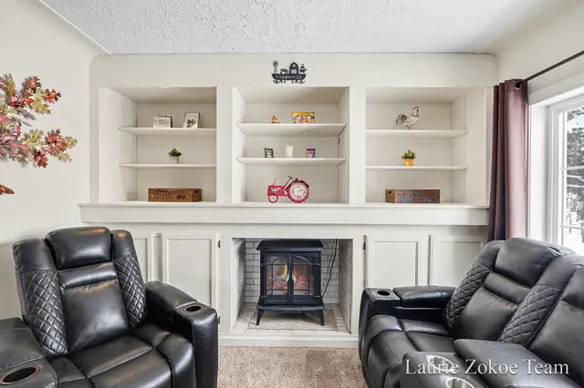 $1,150,000 | 7737 Fruit Ridge Avenue Northwest, Sparta, MI 49345