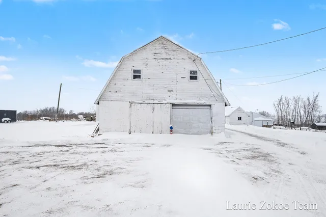 $1,150,000 | 7737 Fruit Ridge Avenue Northwest, Sparta, MI 49345