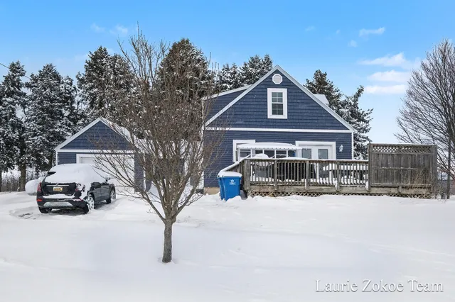 $1,150,000 | 7737 Fruit Ridge Avenue Northwest, Sparta, MI 49345