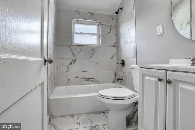 $2,200 | 1938 Guy Way, Dundalk, MD 21222