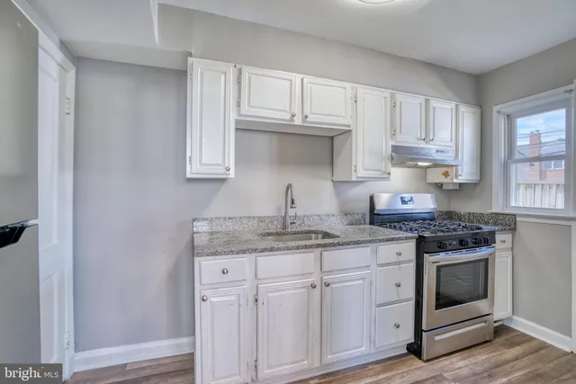 $2,200 | 1938 Guy Way, Dundalk, MD 21222