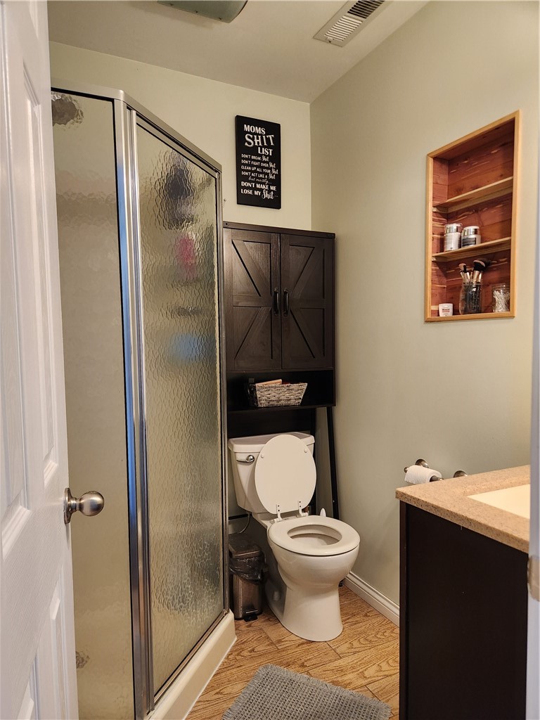 203 Wall Street Findlay, IL 62534 - Photo 15 of 29