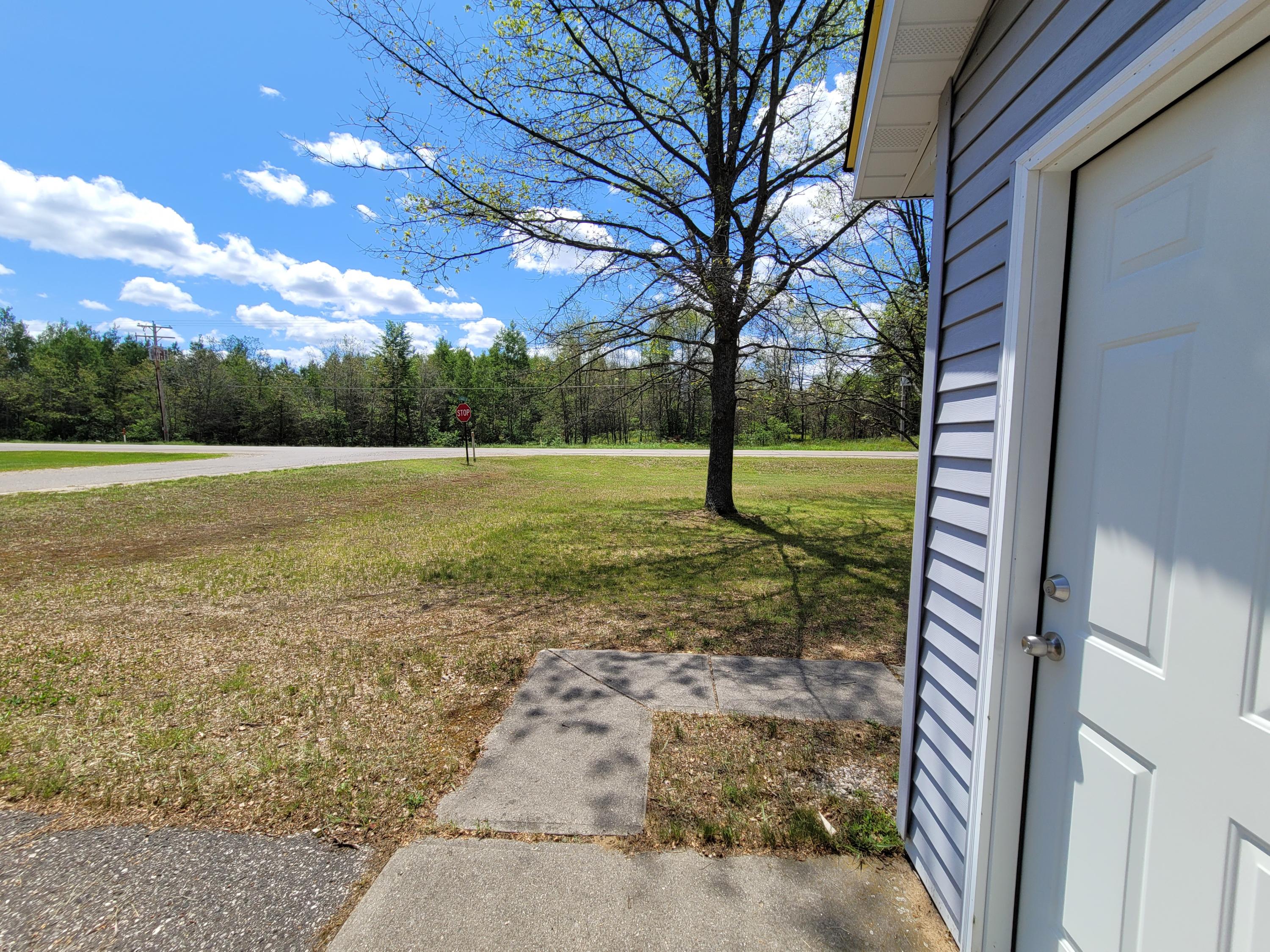 8239 Artesia Beach Road St. Helen, MI 48656 - Photo 6 of 19 Gallery Image 6