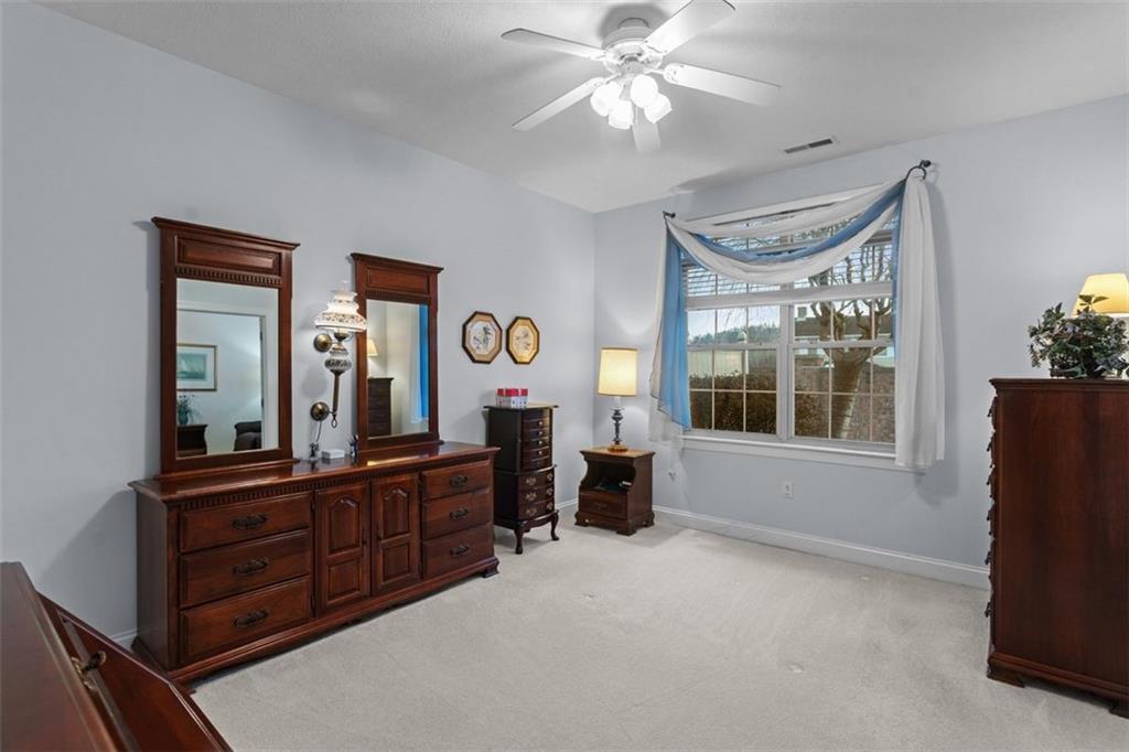 2010 Bandek Lane Lawrence, PA 15055 - Photo 26 of 50