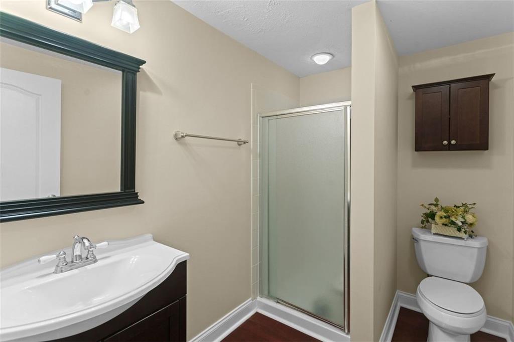 2010 Bandek Lane Lawrence, PA 15055 - Photo 39 of 50