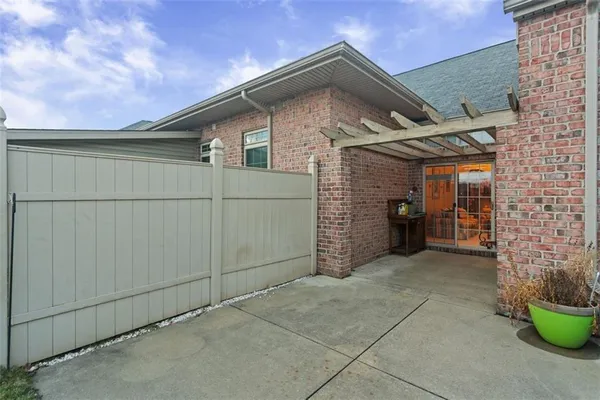 $372,000 | 2010 Bandek Lane, Lawrence, PA 15055