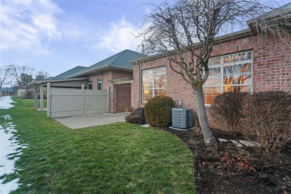 2010 Bandek Lane Lawrence, PA 15055 - Photo 46 of 50