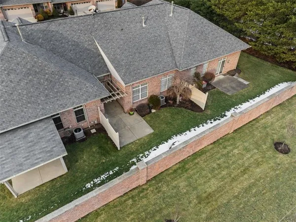 $372,000 | 2010 Bandek Lane, Lawrence, PA 15055