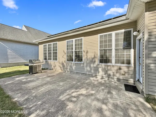$540,000 | 1 Bay Hill Road, Jackson, NJ 08527