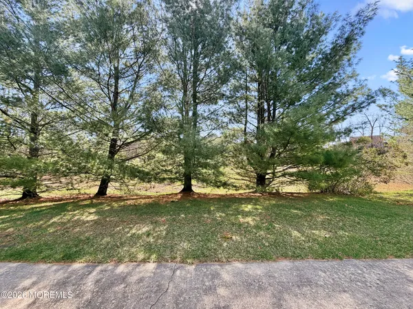 $540,000 | 1 Bay Hill Road, Jackson, NJ 08527