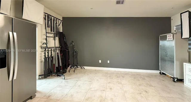 $1,350,000 | 4654 Northwest 84th Avenue, Doral, FL 33166