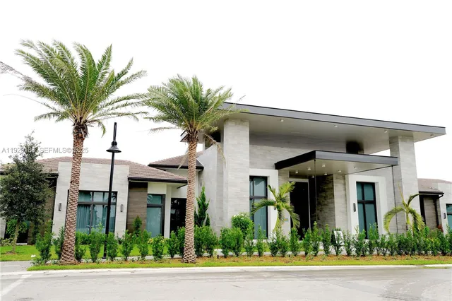 $1,350,000 | 4654 Northwest 84th Avenue, Doral, FL 33166