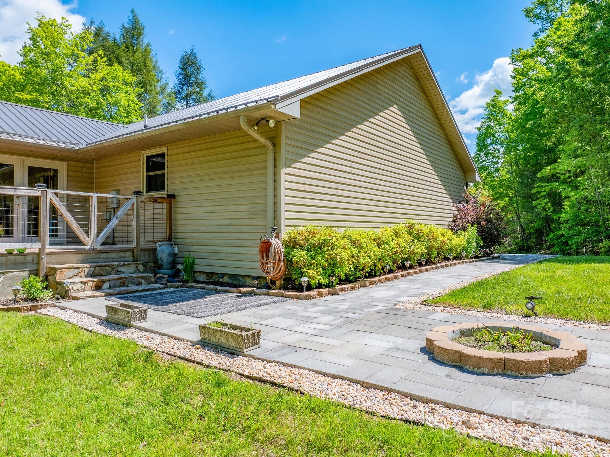 635 Worley Road Marion, NC 28752 - Photo 24 of 37