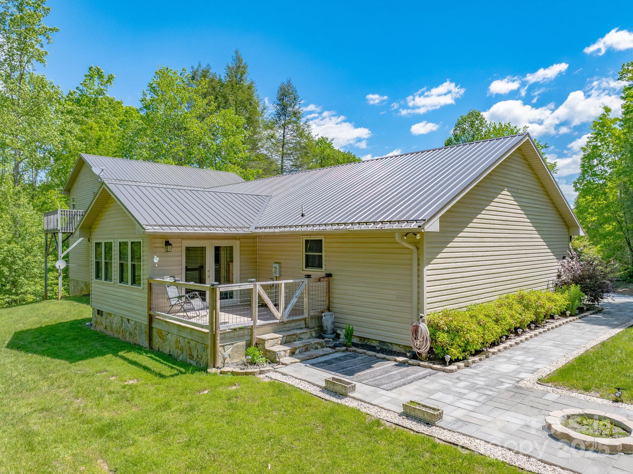 635 Worley Road Marion, NC 28752 - Photo 25 of 37