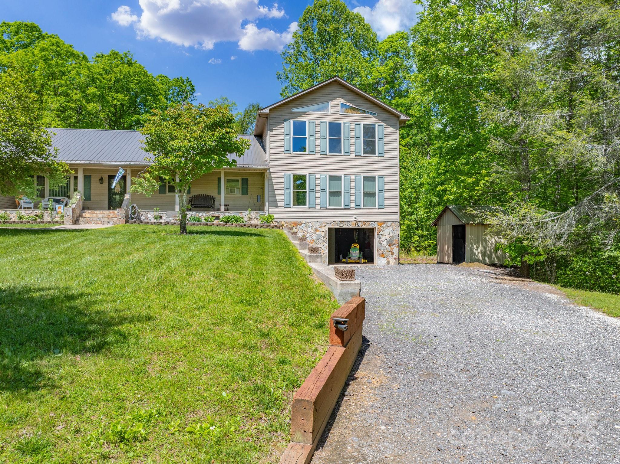 635 Worley Road Marion, NC 28752 - Photo 28 of 37