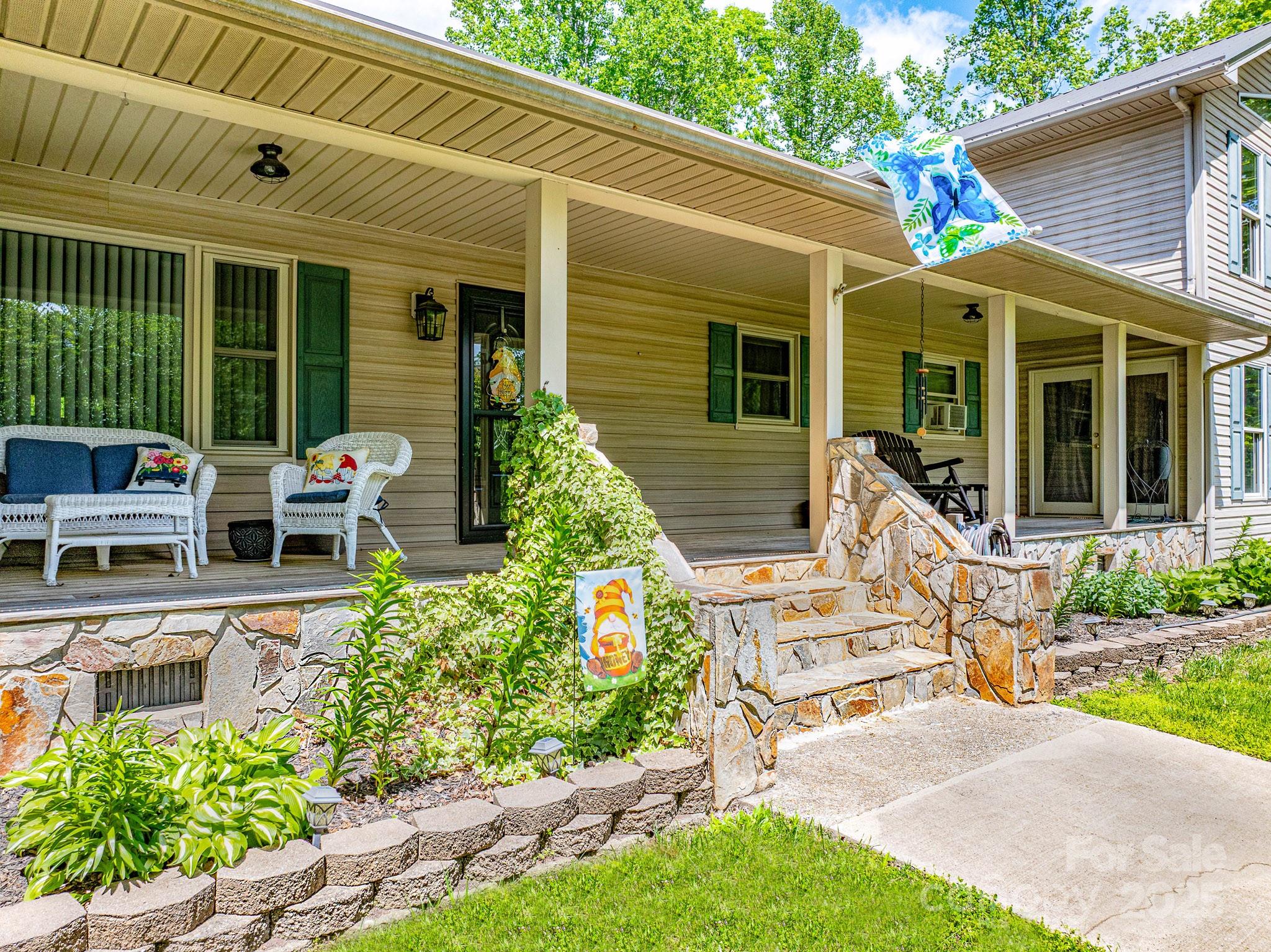 635 Worley Road Marion, NC 28752 - Photo 6 of 37