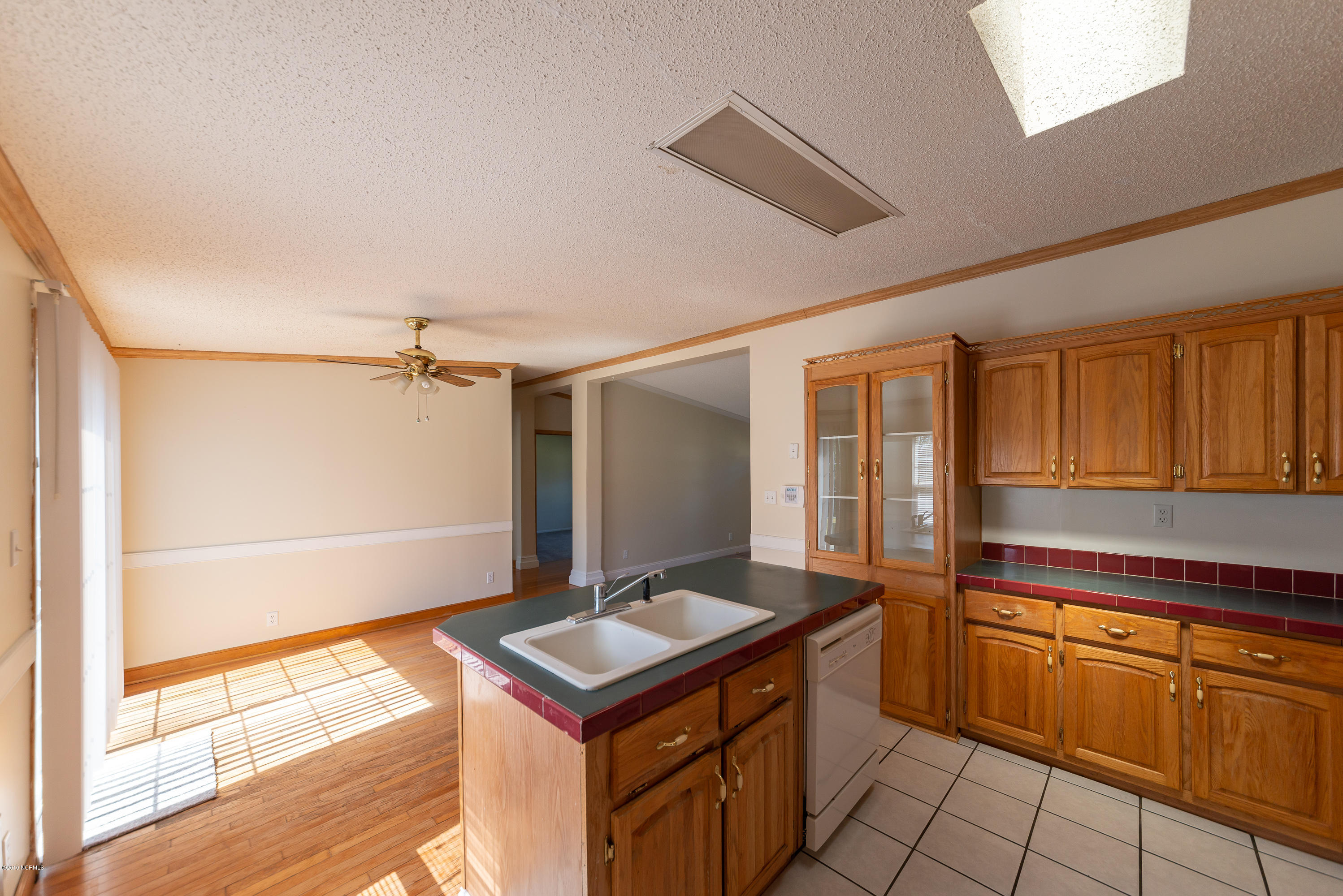 410 Moores Landing Road Hampstead, NC 28443 - Photo 6 of 26 Kitchen and Dining Area