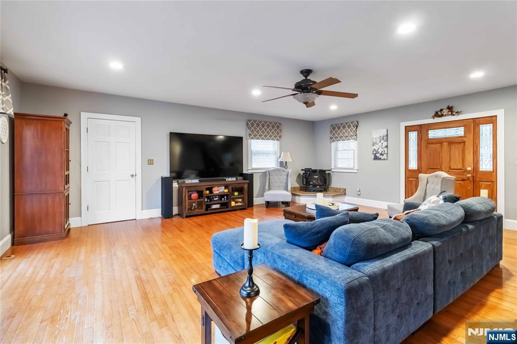 1432 Macopin Road West Milford, NJ 07480 - Photo 13 of 48