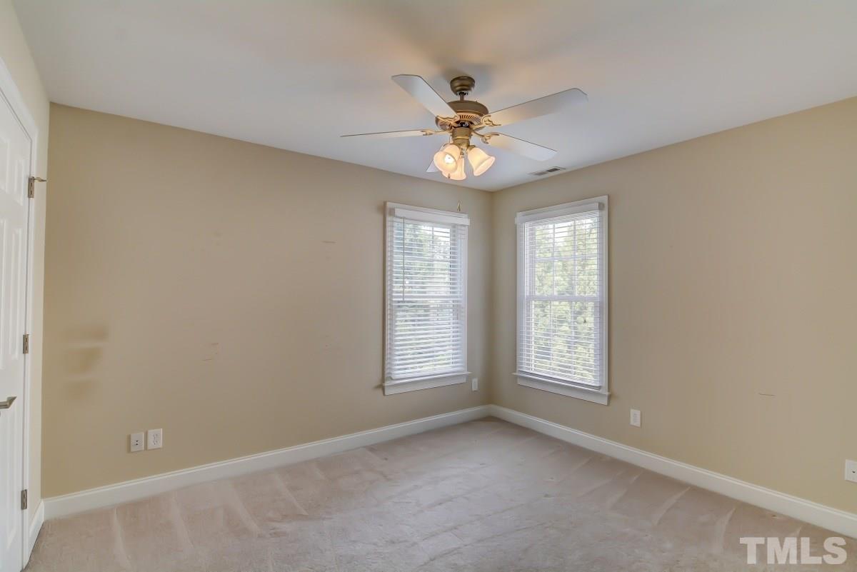 3728 Congeniality Way Raleigh, NC 27613 - Photo 12 of 19
