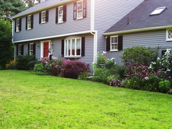 152 Deacon Haynes Road Concord, MA 01742 - Photo 2 of 29