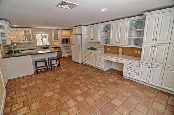 152 Deacon Haynes Road Concord, MA 01742 - Photo 4 of 29