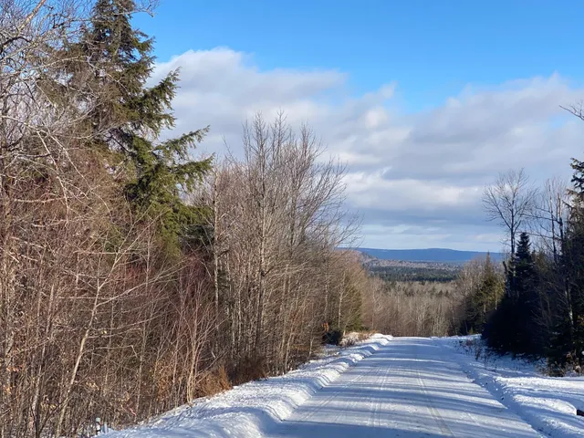 $160,000 | 41 Bay View Drive, Greenville, ME 04441