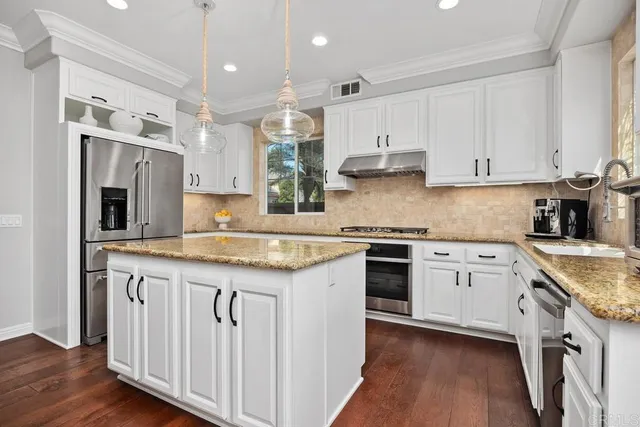 $1,699,900 | 923 Citrine Way, San Marcos, CA 92078