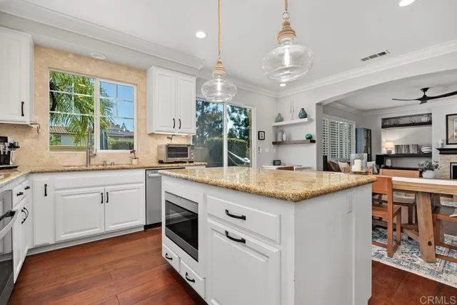 $1,699,900 | 923 Citrine Way, San Marcos, CA 92078