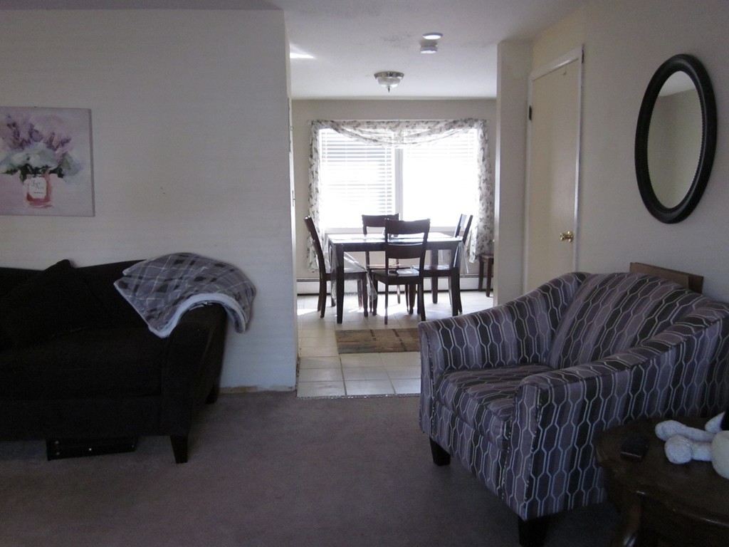 34 Manor Court, Unit 34 Springfield, MA 01118 - Photo 5 of 16